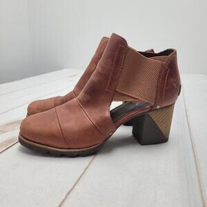 Sorel Addington cutout leather boots heeled sandals brown red